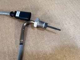 VW GENUINE SEAT VOLKSWAGEN SHARAN 7N1 7N2 Flue gas temperature sensor 04L906088ES — thumbnail 4