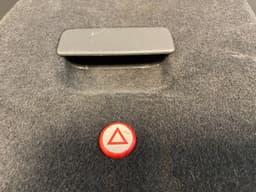 VW 2004-2007 VW TOUAREG - LEFT Trunk Access Panel / BOOT Lining Cover 7L6867037 — thumbnail 5