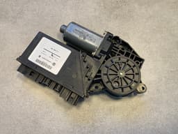 VW VW Touareg GENUINE Left Rear Power Window Motor 7L0959795 — thumbnail 4