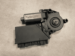 VW VW Touareg GENUINE Right Rear Power Window Motor 7L0959794 — thumbnail 10