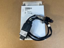 VW GENUINE VW MULTIVAN TRANSPORTER TDI NOX LAMBDA SENSOR OXYGEN SENSOR 04L907807BT — thumbnail 2