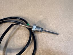 VW GENUINE AUDI SKODA SEAT VOLKSWAGEN Flue gas temperature sensor 04L906088DP — thumbnail 2