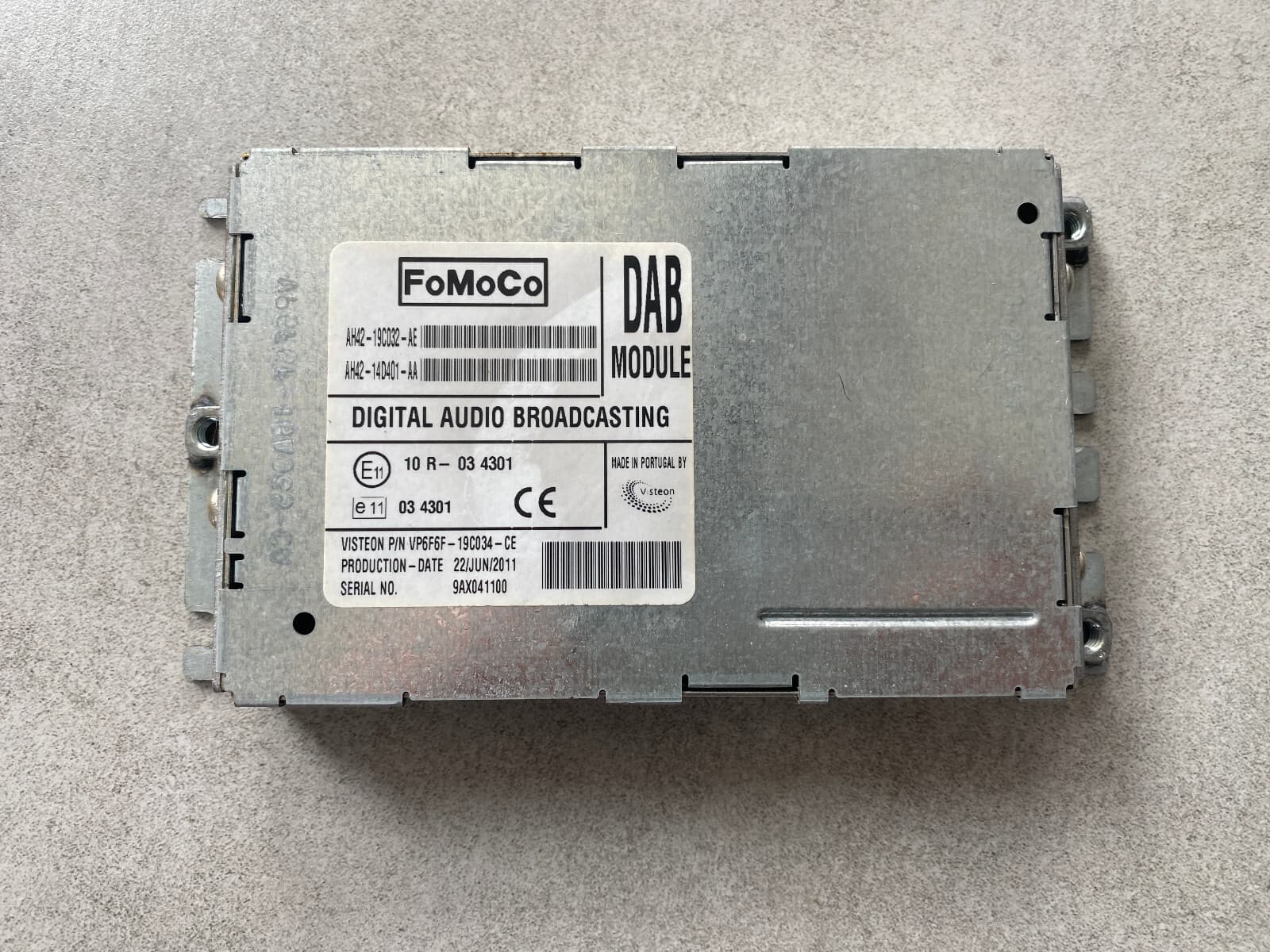 LAND ROVER GENUINE Land Rover Range Rover Sport L320 Antenna Amplifier AH42-19C032-AE