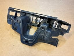 LAND ROVER GENUINE Land Rover Range Rover Sport L320 Rear Right Bumper Bracket — thumbnail 9