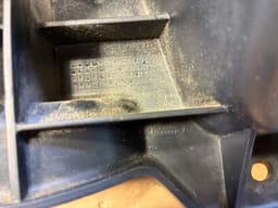 LAND ROVER GENUINE Land Rover Range Rover Sport L320 Rear Right Bumper Bracket — thumbnail 5