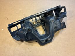 LAND ROVER GENUINE Land Rover Range Rover Sport L320 Rear Right Bumper Bracket — thumbnail 8