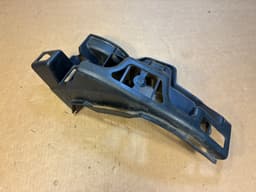 LAND ROVER GENUINE Land Rover Range Rover Sport L320 Rear Left Bumper Bracket — thumbnail 4