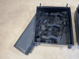 MERCEDES-BENZ Mercedes E S G class W211 W220 W463 GENUINE 400 CD Air Filter Housing Box — thumbnail 3