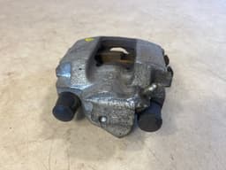 BMW BMW E23 7 SERIES GENUINE Rear Caliper With Brake Pads Left & Right — thumbnail 5