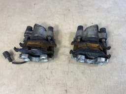 BMW BMW E23 7 SERIES GENUINE Rear Caliper With Brake Pads Left & Right — thumbnail 8