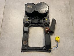VW VW Touareg GENUINE Center Console 7L6858602 — thumbnail 5