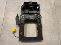 VW VW Touareg GENUINE Center Console 7L6858602 — thumbnail 3