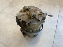 BMW GENUINE BMW X5 E70 X6 E71 Air conditioning compressor 64529195971 — thumbnail 3