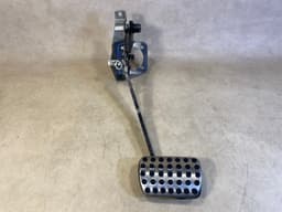 MERCEDES-BENZ Mercedes G class W463 GENUINE BRAKE PEDAL With Bracket A4632904901 — thumbnail 10