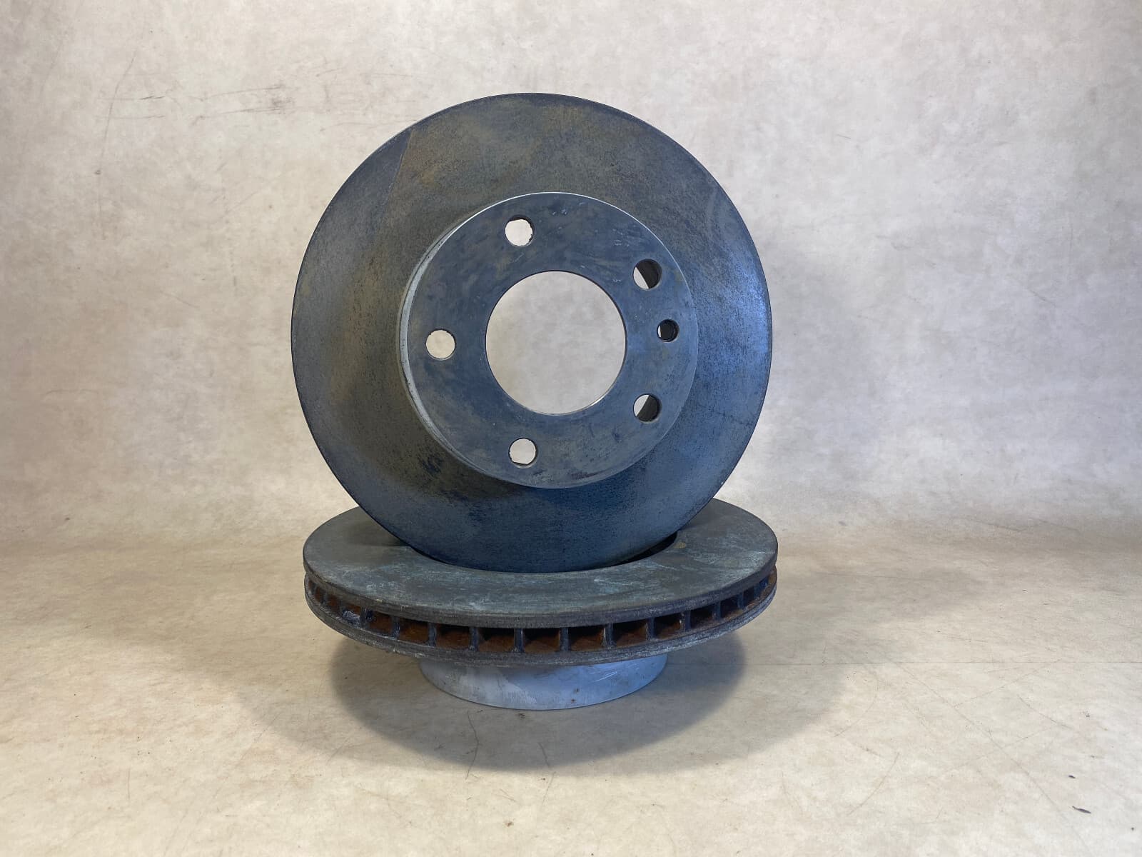 BMW BMW 5 7 Series E12 E23 2x Front Ventilated Brake Discs 34111163141