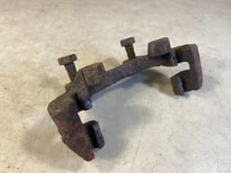 BMW BMW E23 7 SERIES GENUINE Calliper carrier 34211160395 — thumbnail 2