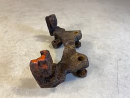 BMW BMW E23 7 SERIES GENUINE Calliper carrier 34211160395 — thumbnail 5
