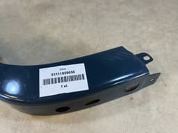 BMW BMW 7 E23 GENUINE FRONT BUMPER Part Right TRIM 51111959656 — thumbnail 2