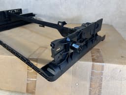 BMW BMW 5 6 7 F07 F10 F11 F12 F01 F02 Radiator Module Mount Bracket Carrier 7804617 — thumbnail 5