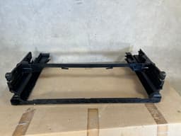BMW BMW 5 6 7 F07 F10 F11 F12 F01 F02 Radiator Module Mount Bracket Carrier 7804617 — thumbnail 6