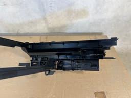 BMW BMW 5 6 7 F07 F10 F11 F12 F01 F02 Radiator Module Mount Bracket Carrier 7804617 — thumbnail 10