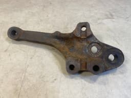 BMW BMW E23 7 SERIES FRONT RIGHT HUB CARRIER BRACKET REARWARD FORWARD 1121888 — thumbnail 7