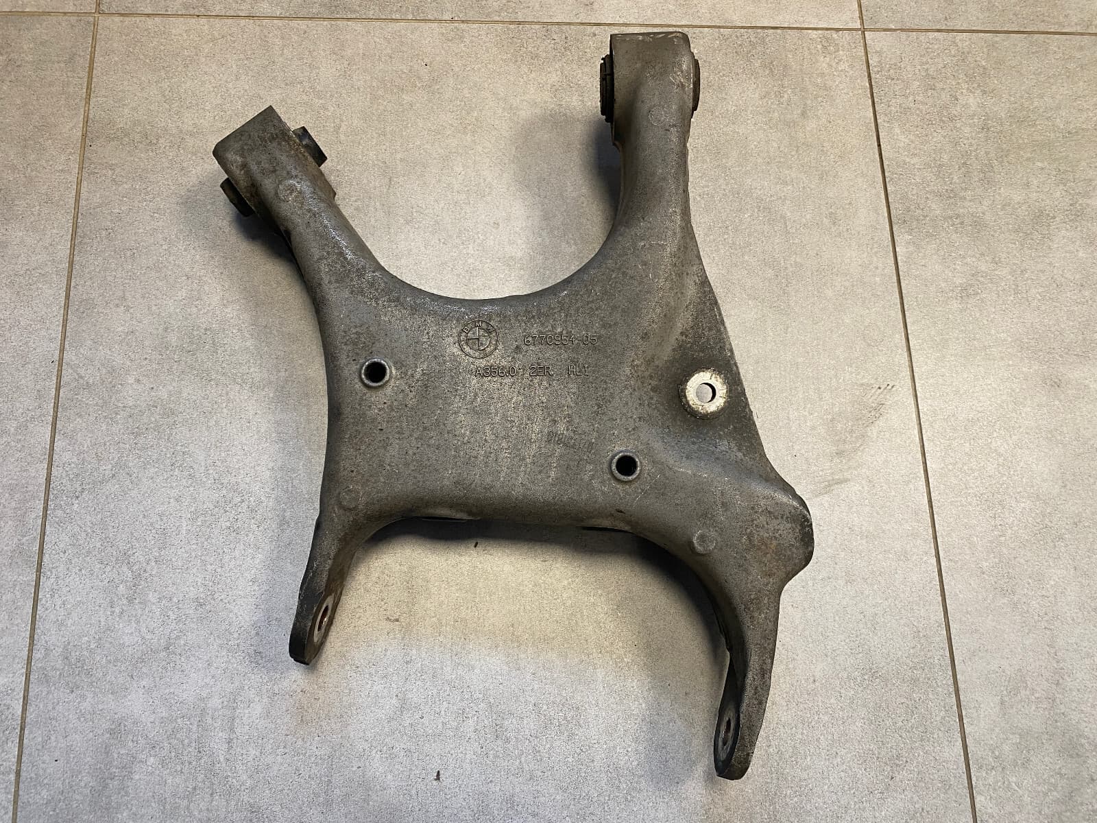 GENUINE BMW X5 E70 F15 F85 X6 E71 E72 F16 F86 Right swing part 33326770952