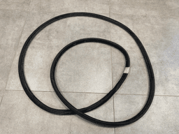 VW VW Touareg Porsche Cayenne Front Right Door Seal 7L0837911 — thumbnail 4