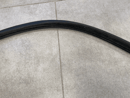 VW VW Touareg Porsche Cayenne Front Right Door Seal 7L0837911 — thumbnail 8