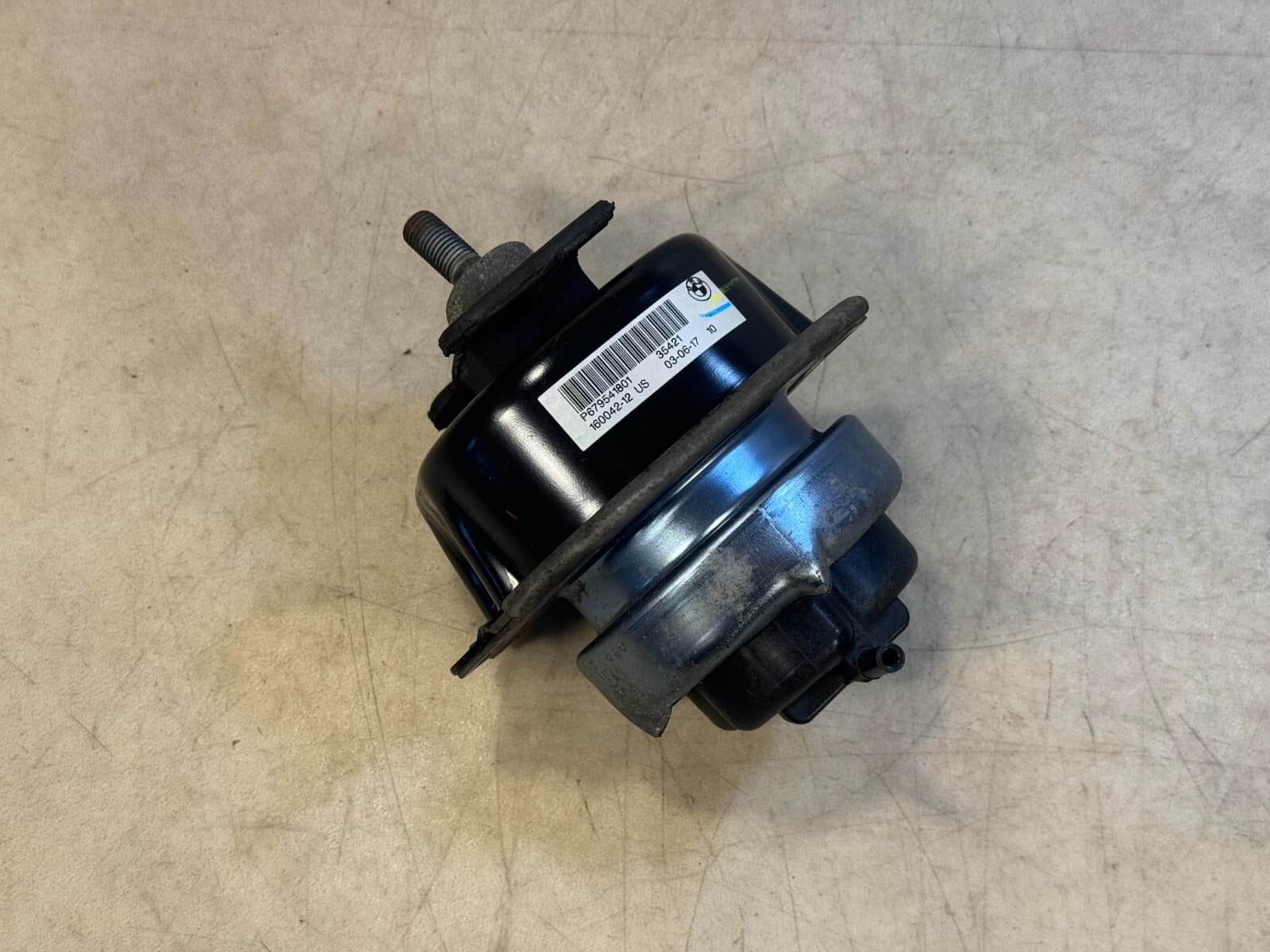 BMW ORIGINAL BMW X5 E70 X6 E71 Engine Suspension mount support LH or RH 22116795418