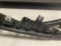 BMW BMW E70 X5 Front Right Fender Mounting Bracket 51127157990 — thumbnail 9