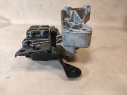 VW VW PASSAT B6 ENGINE MOUNT (PASSENGER LEFT SIDE) AND BRACKET 5Q0199555T 1K0199117 — thumbnail 10