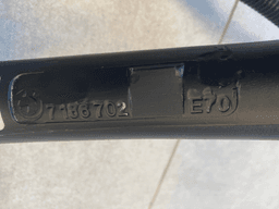 BMW GENUINE BMW X5 E70 F15 X6 E71 F16 Plastic filler pipe 16117186702 — thumbnail 8
