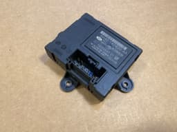 LAND ROVER GENUINE Land Rover Range Rover Sport L320 Rear Right Door Control Unit — thumbnail 2