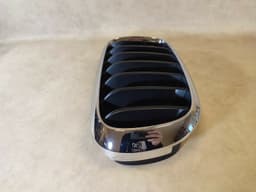 BMW GENUINE BMW X5 F15 FRONT UPPER RH RIGHT CHROME GRILL 7316076 — thumbnail 5