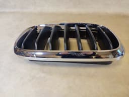 BMW GENUINE BMW X5 F15 FRONT UPPER RH RIGHT CHROME GRILL 7316076 — thumbnail 6