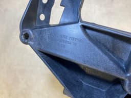 BMW BMW X5 E70 X6 E71 E72 FRONT UPPER LEFT MODULE MOUNT 51127157989 — thumbnail 4
