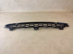 BMW GENUINE OEM BMW X3 F25 Front Bumper Center Upper Grille M PAKET 51118048096 — thumbnail 8