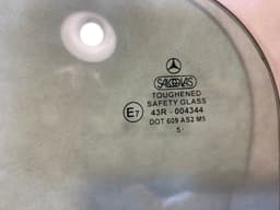 MERCEDES-BENZ Mercedes G class W463 GENUINE Front Left ore Right Door Window A4637250510 — thumbnail 8