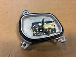 VW OEM VW GOLF 8 VIII Left Control Unit Daytime Running Led 5H0998478 — thumbnail 9