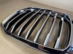 BMW GENUINE BMW X7 G07 Radiator Front Grille Chrome For Camera 51137454895 — thumbnail 9