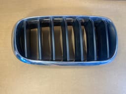 BMW GENUINE BMW X5 F15 FRONT UPPER RH/LH CHROME GRILL SET — thumbnail 4