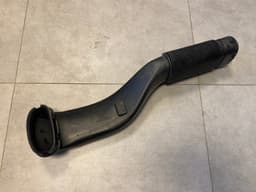 BMW OEM BMW X5 X6 series E70 E71 Air Intake Duct 13717798341 — thumbnail 3