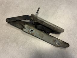 LAND ROVER GENUINE Land Rover Range Rover Sport L320 Hood Bonnet Hinge Left LR040748 — thumbnail 7
