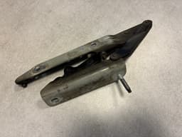LAND ROVER GENUINE Land Rover Range Rover Sport L320 Hood Bonnet Hinge Left LR040748 — thumbnail 10