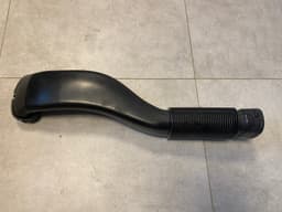 BMW OEM BMW X5 X6 series E70 E71 Air Intake Duct 13717798341 — thumbnail 5