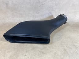 MERCEDES-BENZ Mercedes G class W463 Genuine INTAKE CONNECTION HOSE RIGHT A4635200104 — thumbnail 2