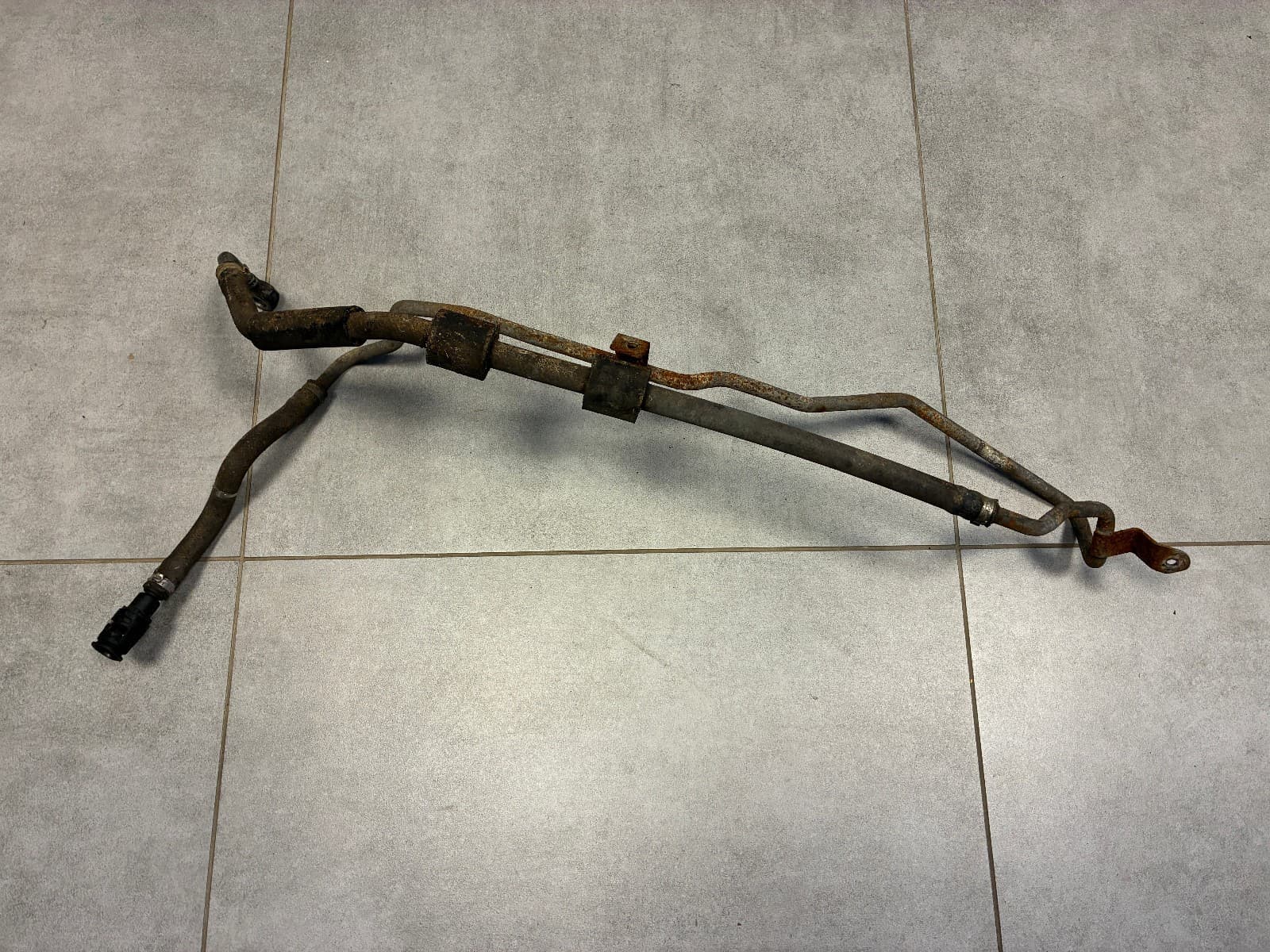 GENUINE BMW X5 E70 X6 E71 Return pipe 32416787042