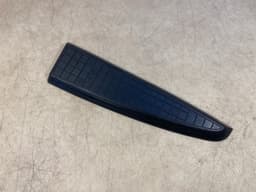 BMW BMW X5 E70 E70 LCI X6 E71 E72 OEM FRONT RIGHT Storage Insert Mat Black Cover — thumbnail 8
