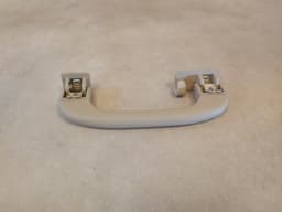 BMW Genuine BMW X5 E70 X5 E70 LCI REAR LEFT Roof Handle 51166977715 — thumbnail 2